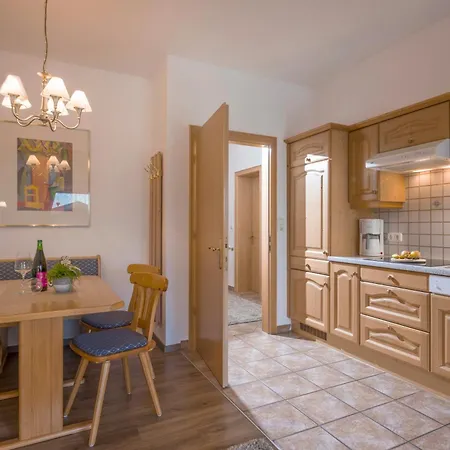 Garni Montana 公寓