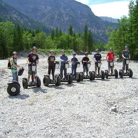 Garni Montana 公寓 *