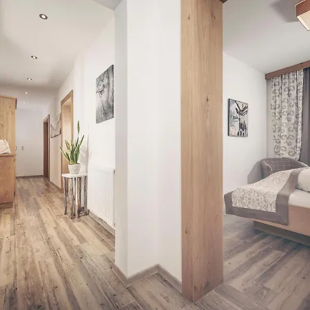 公寓 Garni Montana 佩尔蒂绍