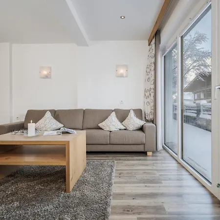 公寓 Garni Montana *