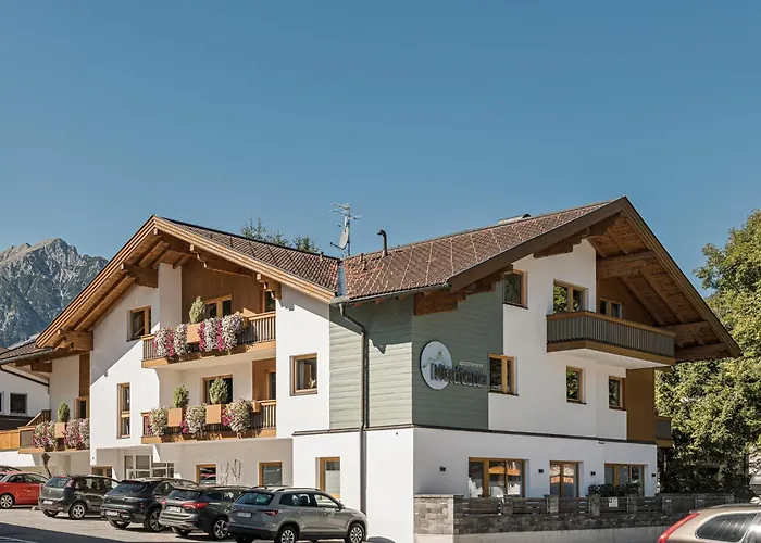 Garni Montana * 佩尔蒂绍