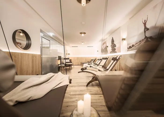 Garni Montana * 佩尔蒂绍