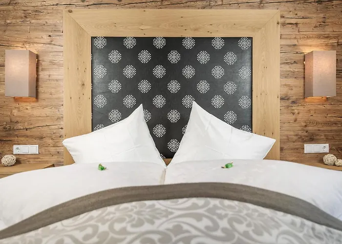 Garni Montana 佩尔蒂绍